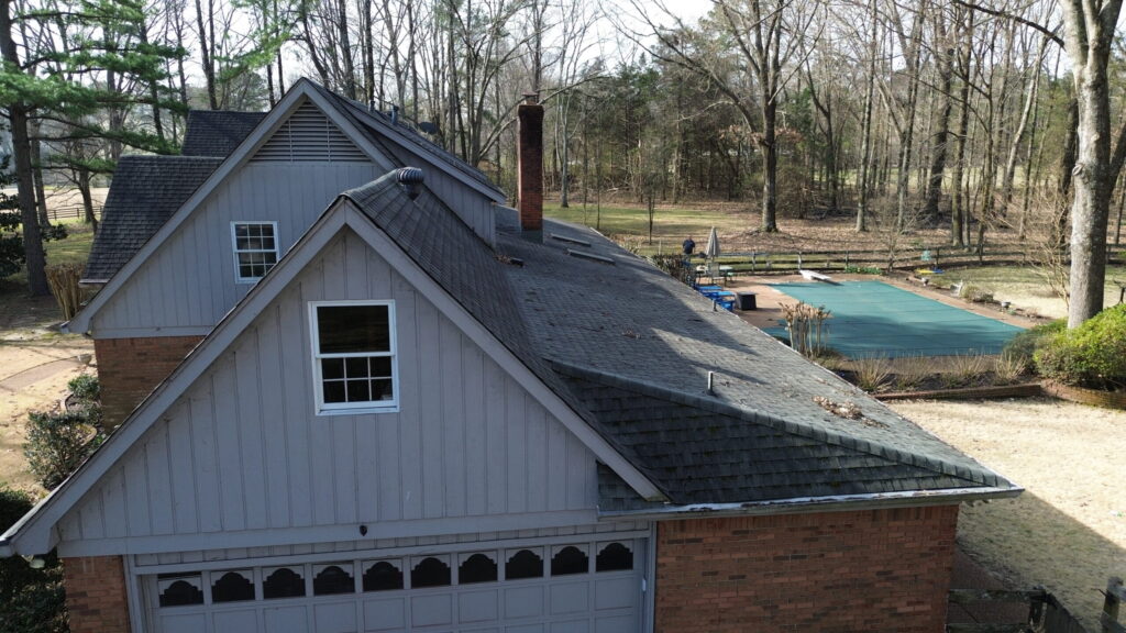 asphalt shingle roof in Memphis